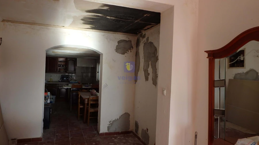 Moradia T3 para Venda em Campolide Foto 13