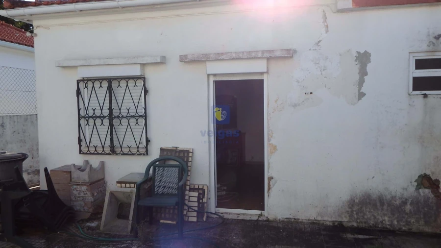 Moradia T3 para Venda em Campolide Foto 49