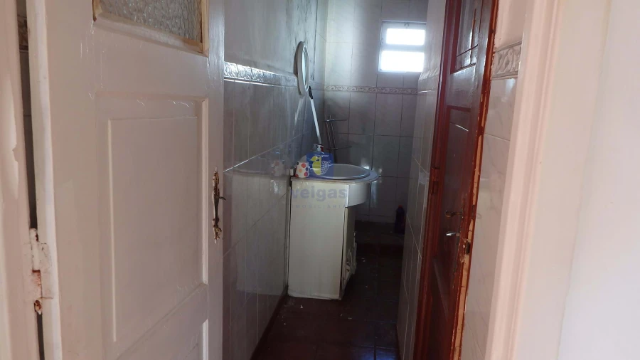 Moradia T3 para Venda em Campolide Foto 21