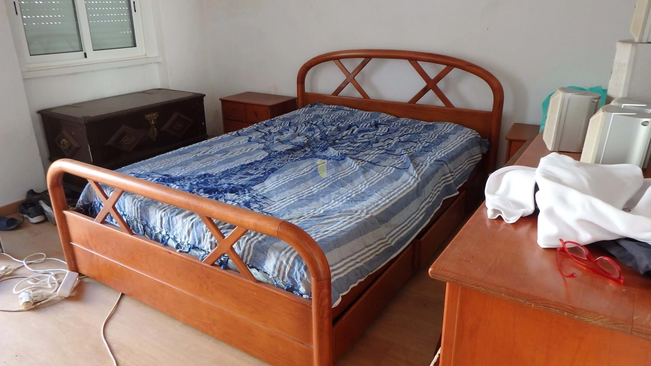 Moradia T3 para Venda em Campolide Foto 35