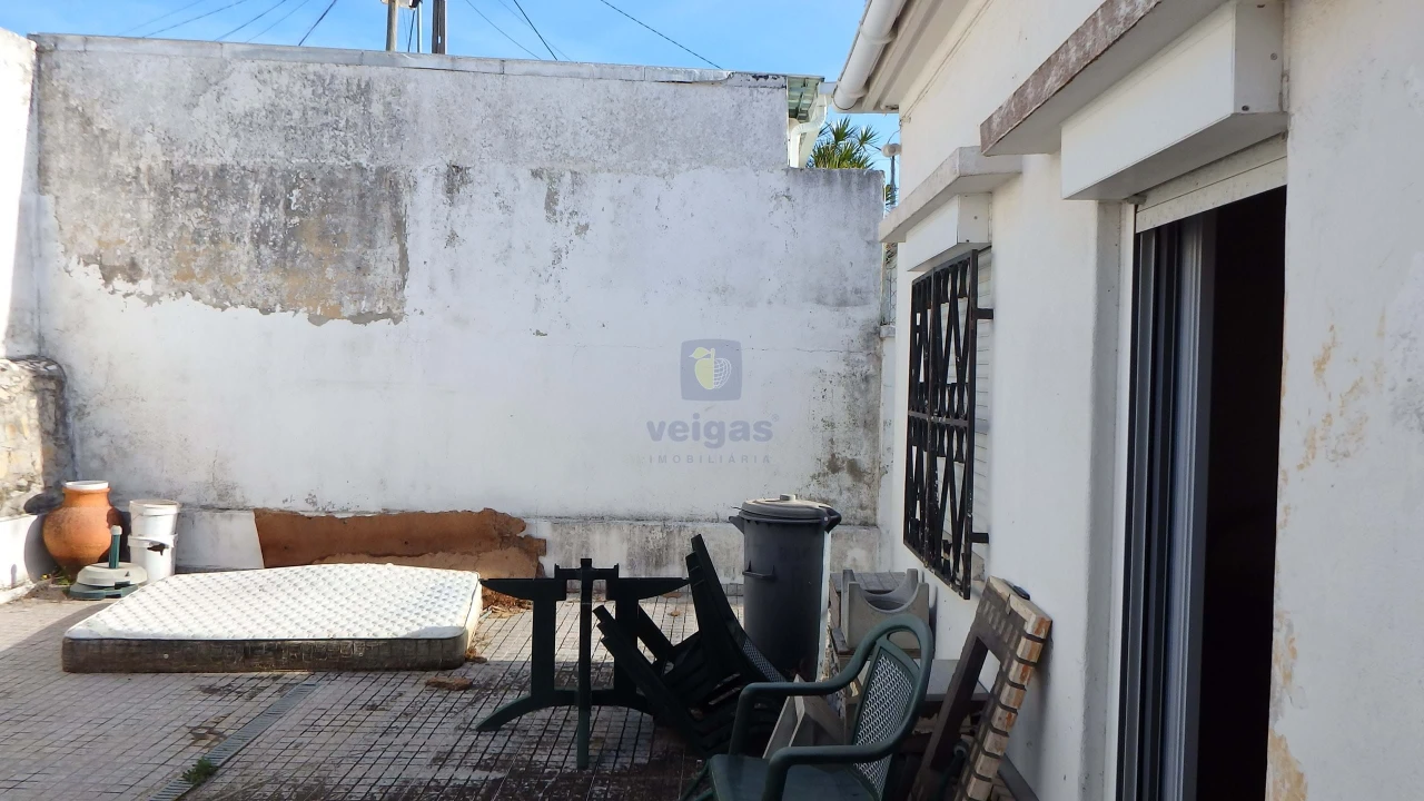 Moradia T3 para Venda em Campolide Foto 44