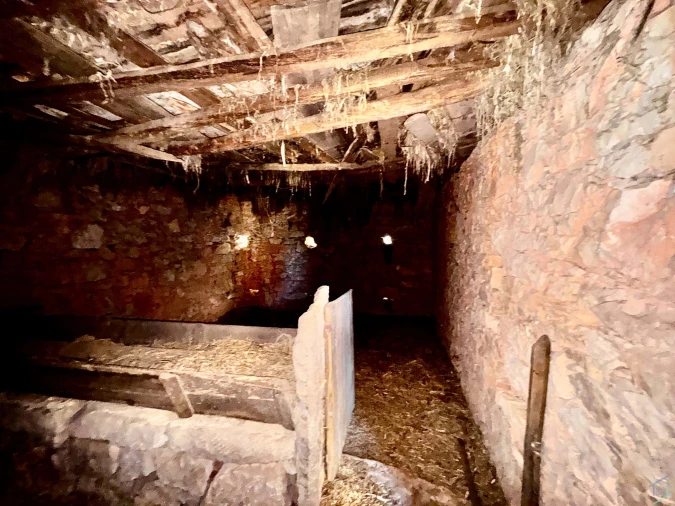 Moradia T5 para Venda em Além da Ribeira e Pedreira Foto 48