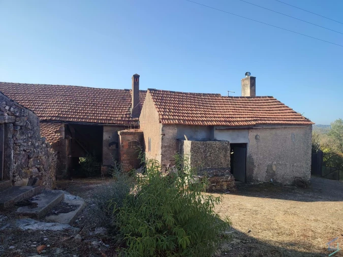 Moradia T5 para Venda em Além da Ribeira e Pedreira Foto 68