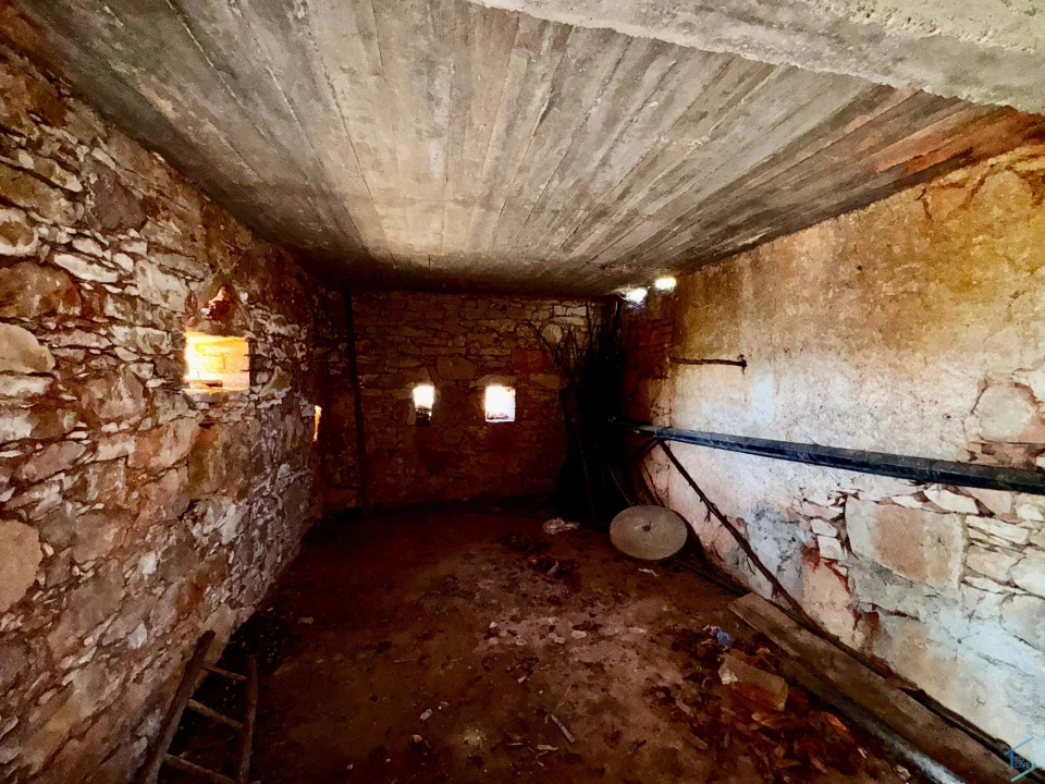 Moradia T5 para Venda em Além da Ribeira e Pedreira Foto 61