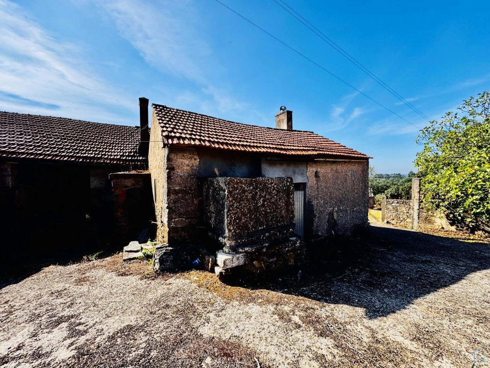 Moradia T5 para Venda em Além da Ribeira e Pedreira Foto 42