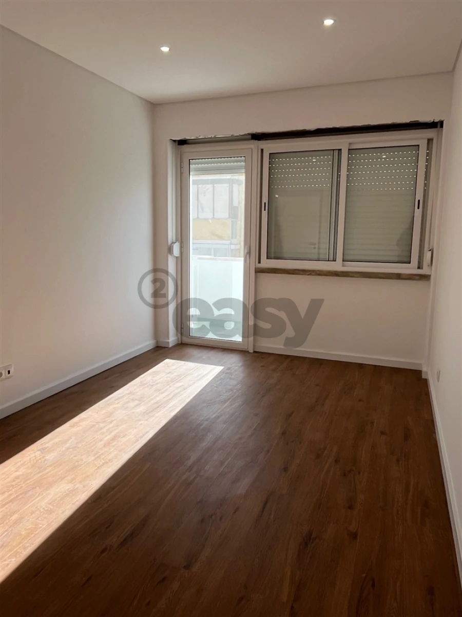 Apartamento T3 para Venda em Alverca do Ribatejo e Sobralinho Foto 5