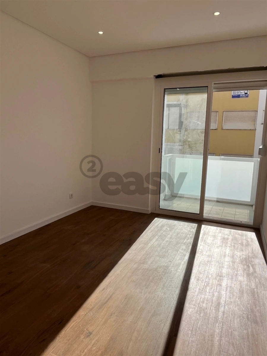 Apartamento T3 para Venda em Alverca do Ribatejo e Sobralinho Foto 6