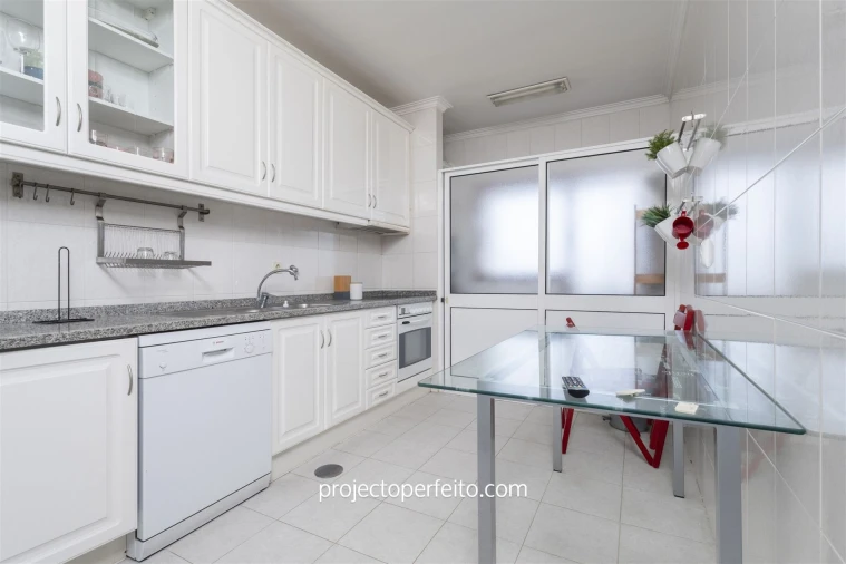 Apartamento T3 para Venda em Anta e Guetim Foto 6