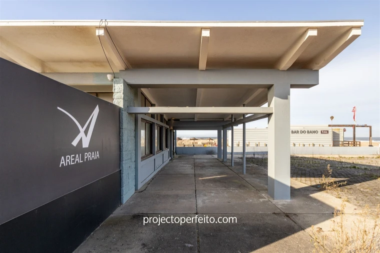 Negócio para Venda em Arcozelo Foto 1