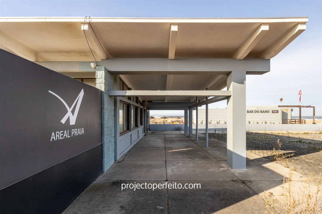 Negócio para Venda em Arcozelo Foto 1