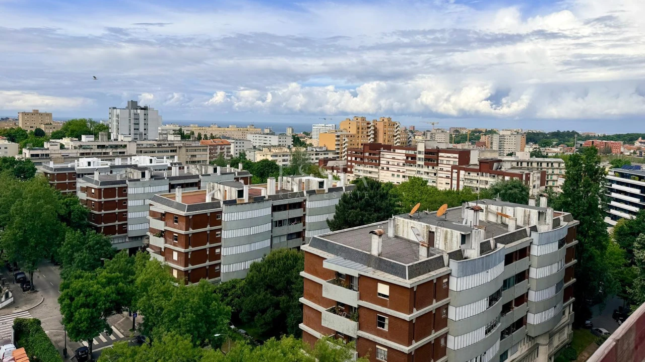 Apartamento T3 para Venda em Lordelo do Ouro e Massarelos Foto 16
