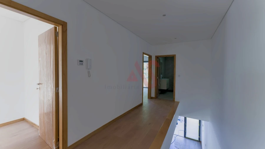 Moradia T3 para Venda em Lobão, Gião, Louredo e Guisande Foto 7