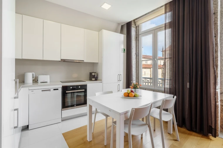 Apartamento T2 para Arrendamento férias em Braga (Maximinos, Sé e Cividade) Foto 7