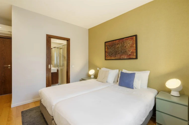 Apartamento T2 para Arrendamento férias em Braga (Maximinos, Sé e Cividade) Foto 10