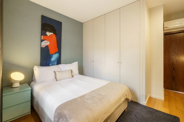 Apartamento T2 para Arrendamento férias em Braga (Maximinos, Sé e Cividade) Foto 14