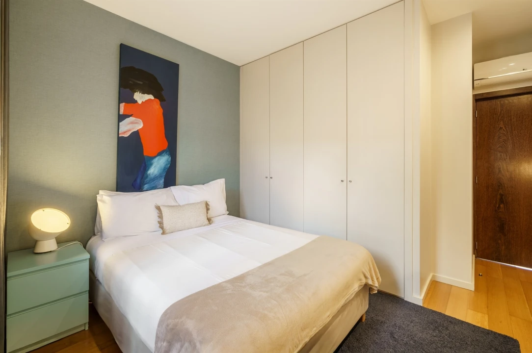 Apartamento T2 para Arrendamento férias em Braga (Maximinos, Sé e Cividade) Foto 14