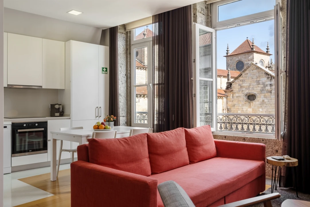 Apartamento T2 para Arrendamento férias em Braga (Maximinos, Sé e Cividade) Foto 16