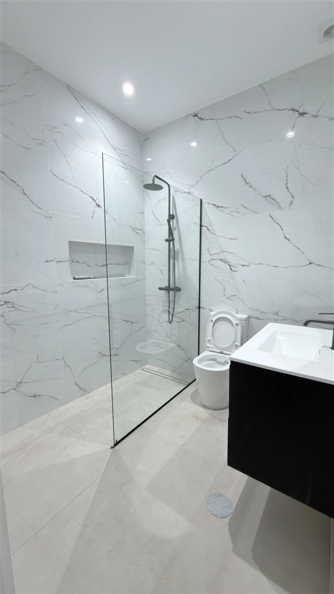 Moradia T2 para Venda em São Gonçalo Foto 10