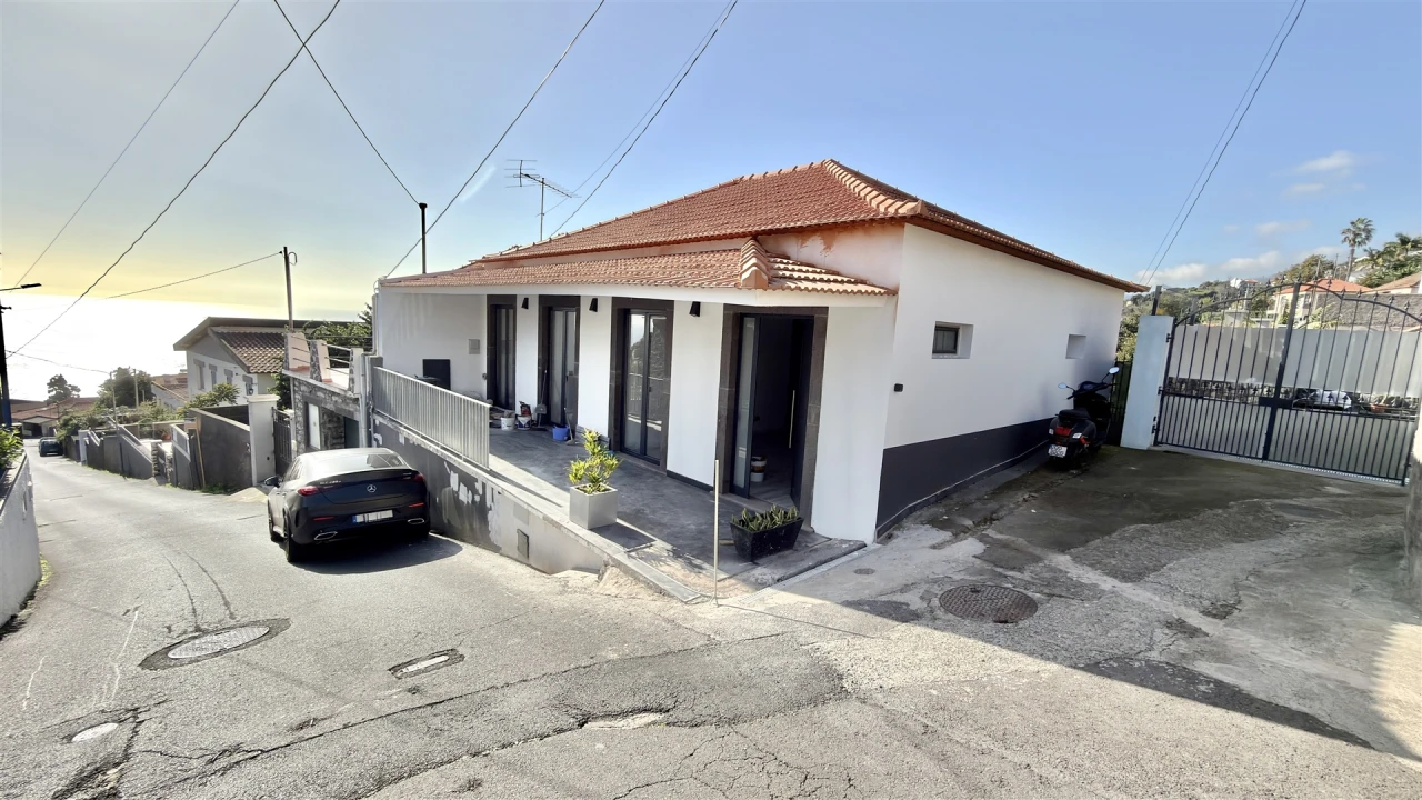 Moradia T2 para Venda em São Gonçalo Foto 2