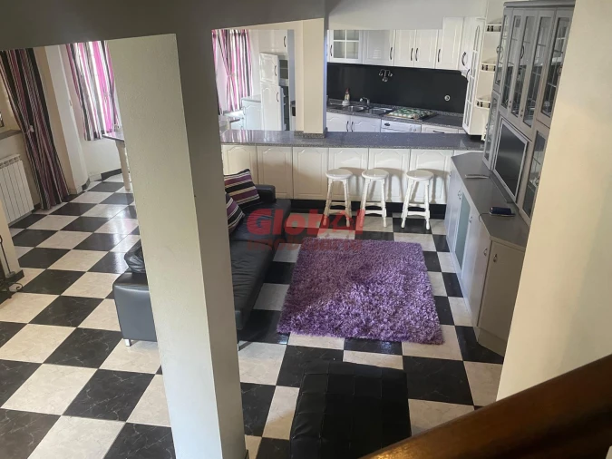 Moradia T4 para Venda em Pindelo dos Milagres Foto 2