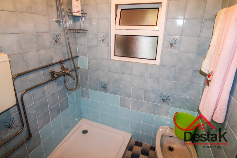 Moradia T2 para Venda em Santa Cruz da Trapa e São Cristóvão de Lafões Foto 13