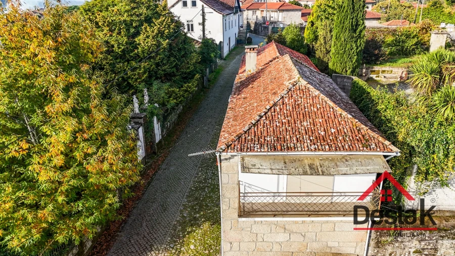 Moradia T2 para Venda em Santa Cruz da Trapa e São Cristóvão de Lafões Foto 4