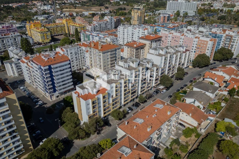 Apartamento T3 para Arrendamento em Marvila, Ribeira Santarém, São Salvador, São Nicolau Foto 2