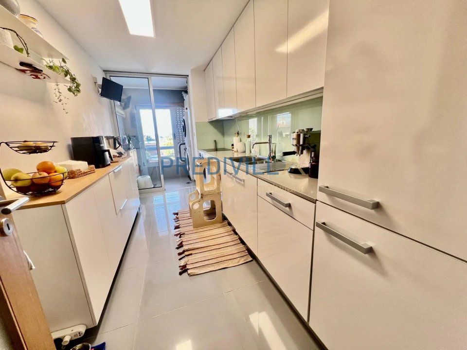 Apartamento T2 para Venda em Vilar de Pinheiro Foto 4