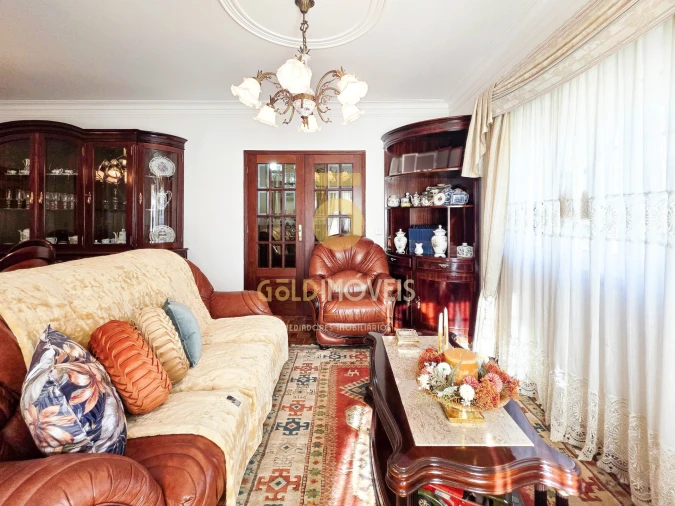 Moradia T4 para Venda em Galegos Foto 7