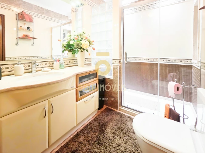 Moradia T4 para Venda em Galegos Foto 20