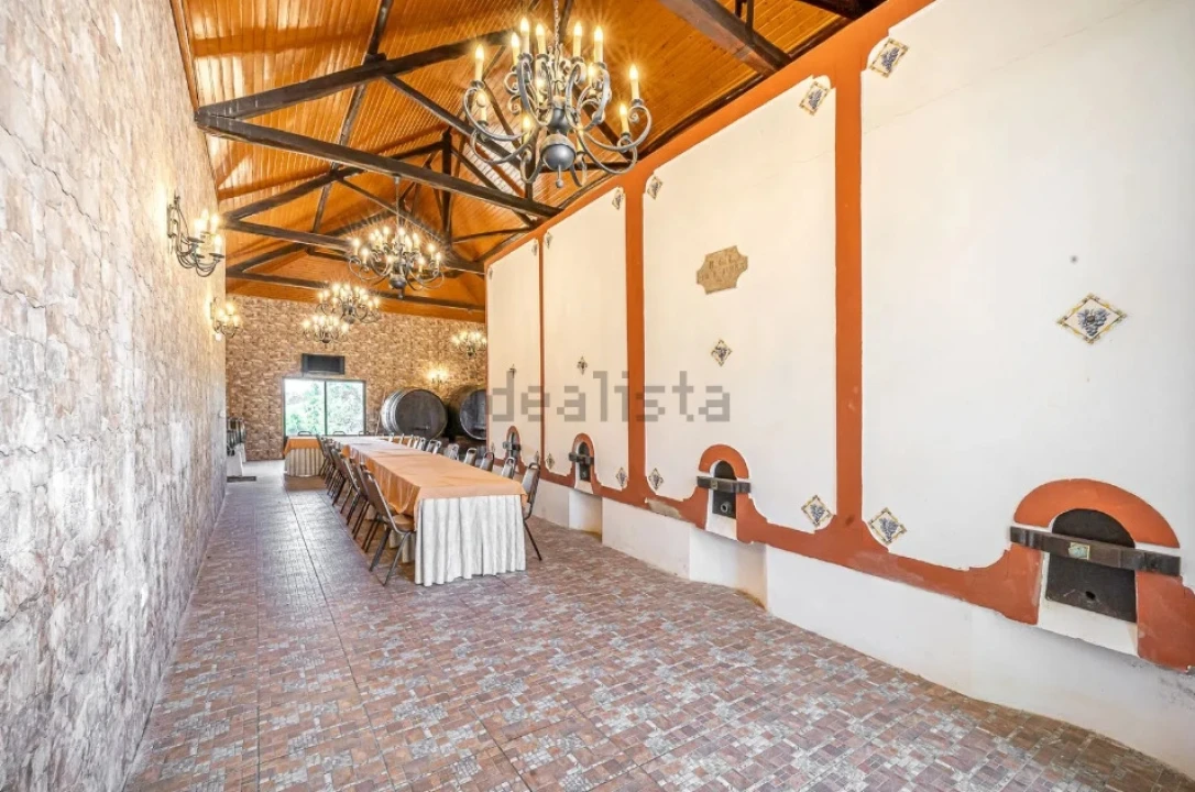 Moradia T10 para Venda em Landal Foto 8