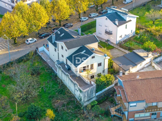 Moradia T3 para Venda em Penafiel Foto 4