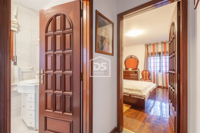 Moradia T3 para Venda em Penafiel Foto 28