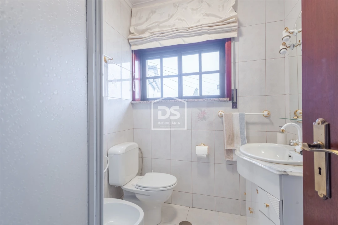 Moradia T3 para Venda em Penafiel Foto 26