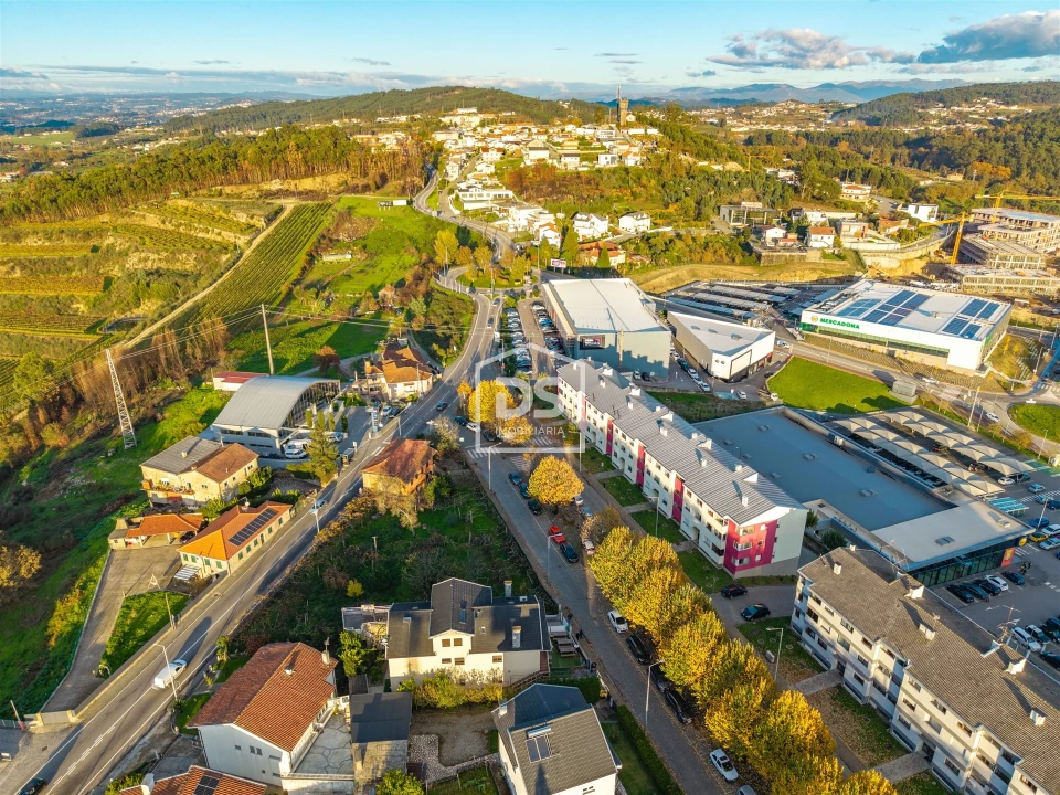 Moradia T3 para Venda em Penafiel Foto 2