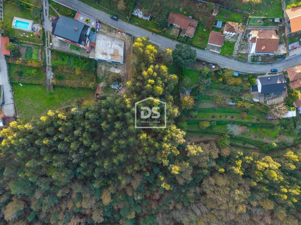 Terreno para Venda em Paço de Sousa Foto 15