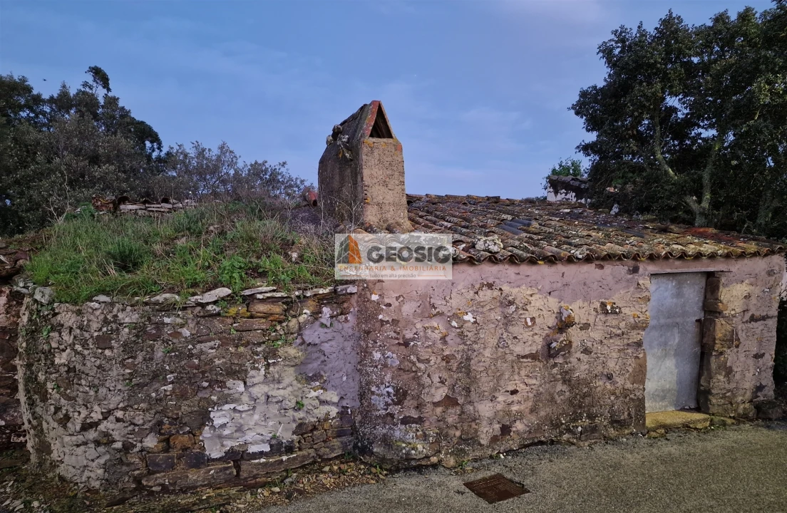 Moradia T1 para Venda em Santa Cruz Foto 11