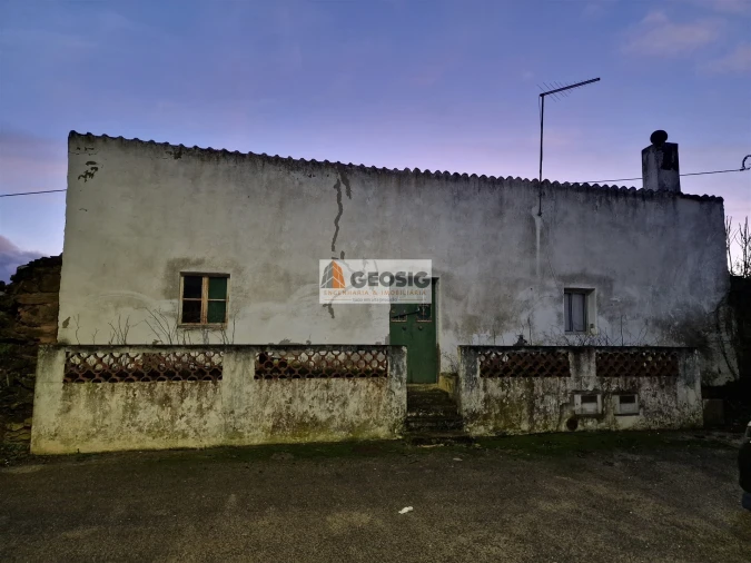 Moradia T1 para Venda em Santa Cruz