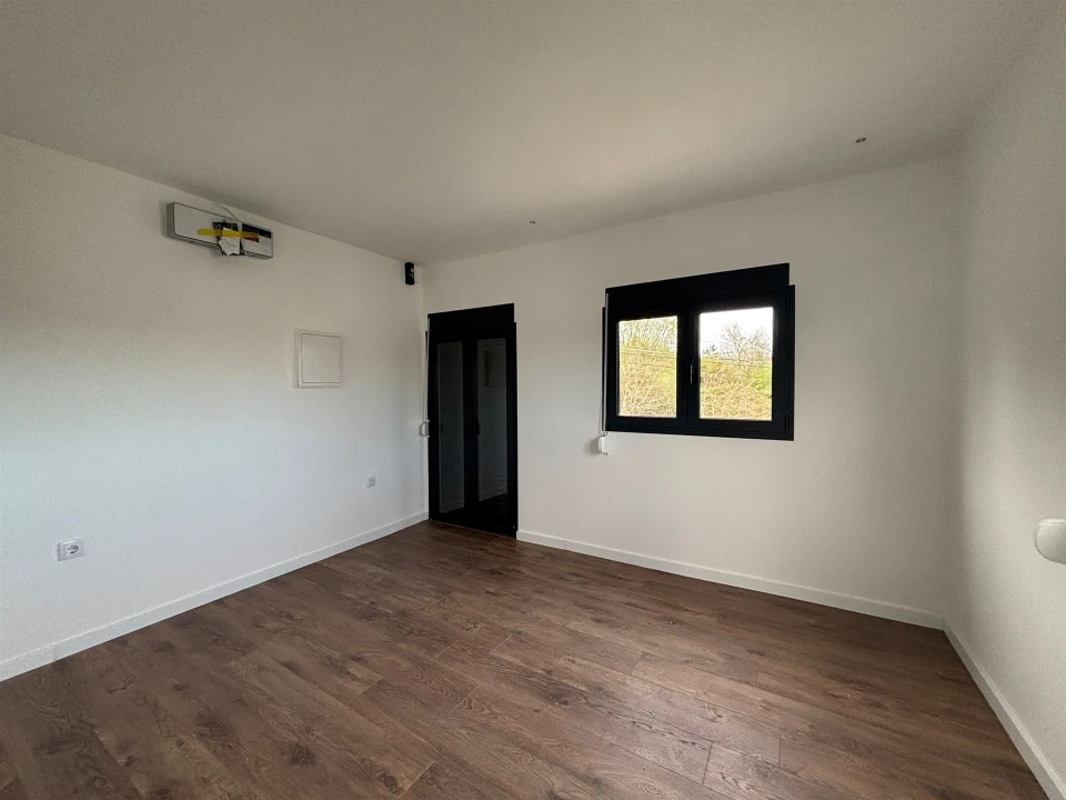 Moradia T3 para Venda em Espite Foto 7