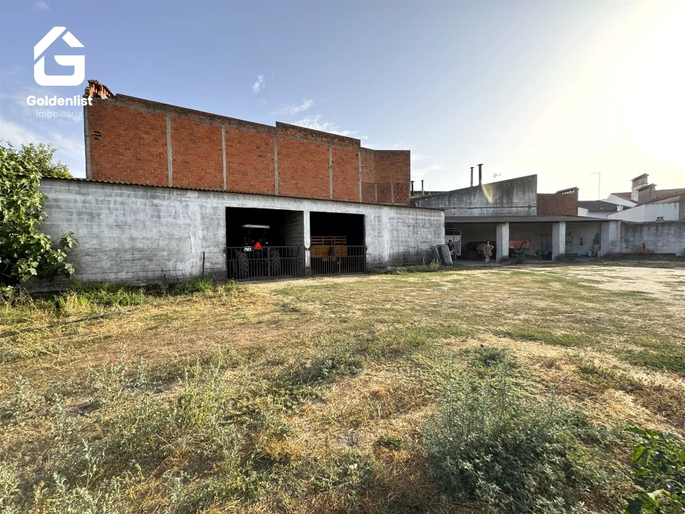Moradia T4 para Venda em Espírito Santo, Nossa Senhora da Graça e São Simão Foto 38
