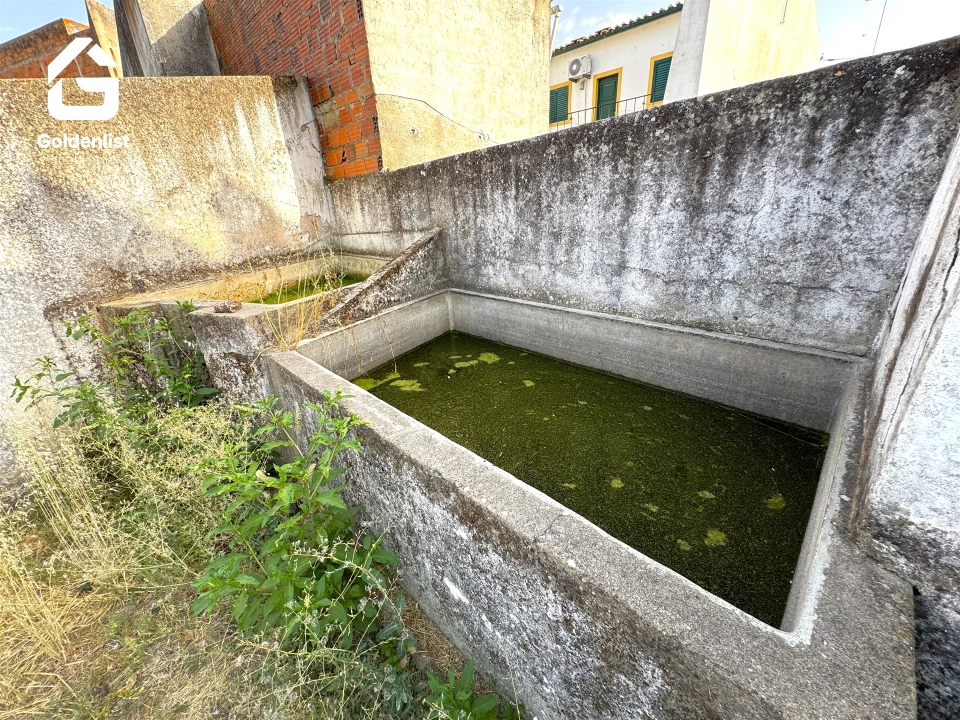 Moradia T4 para Venda em Espírito Santo, Nossa Senhora da Graça e São Simão Foto 37