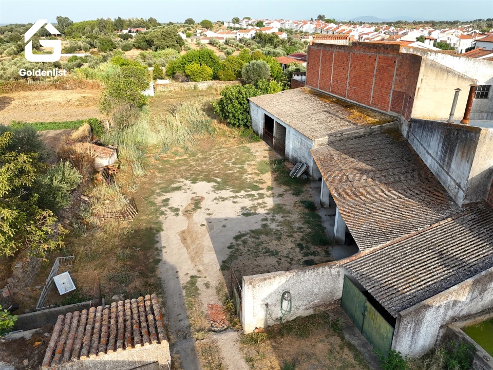Moradia T4 para Venda em Espírito Santo, Nossa Senhora da Graça e São Simão Foto 4