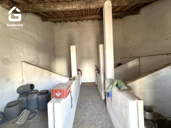 Moradia T4 para Venda em Espírito Santo, Nossa Senhora da Graça e São Simão Foto 33