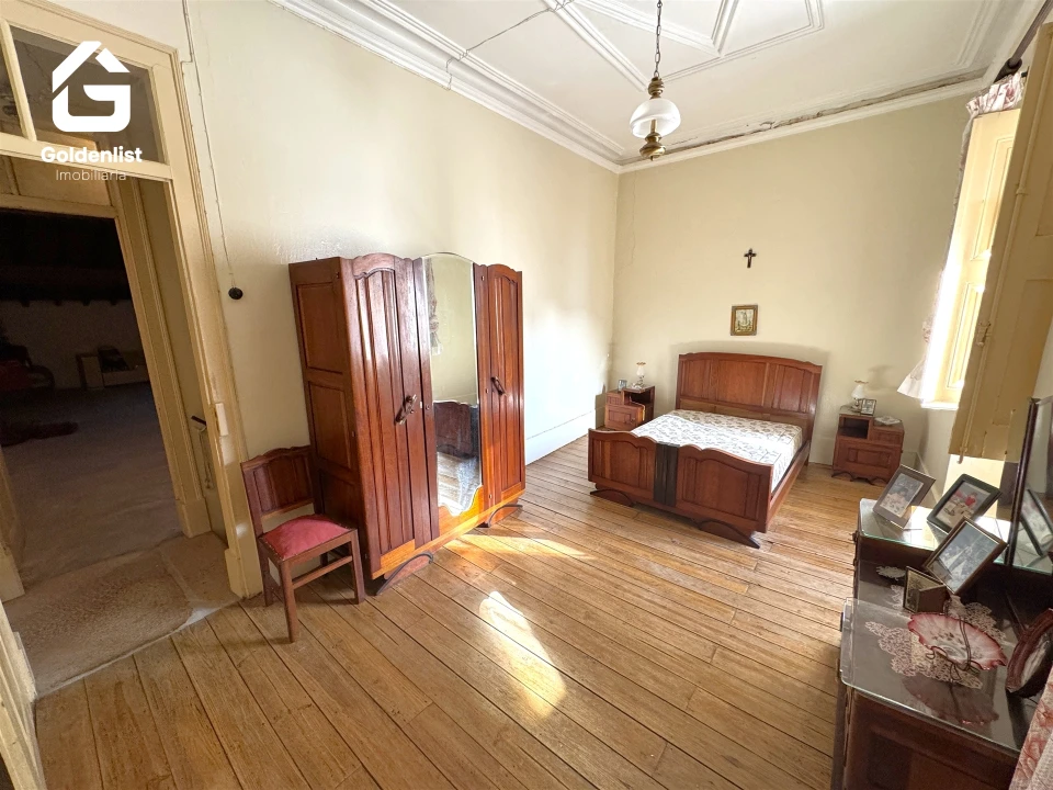 Moradia T4 para Venda em Espírito Santo, Nossa Senhora da Graça e São Simão Foto 9