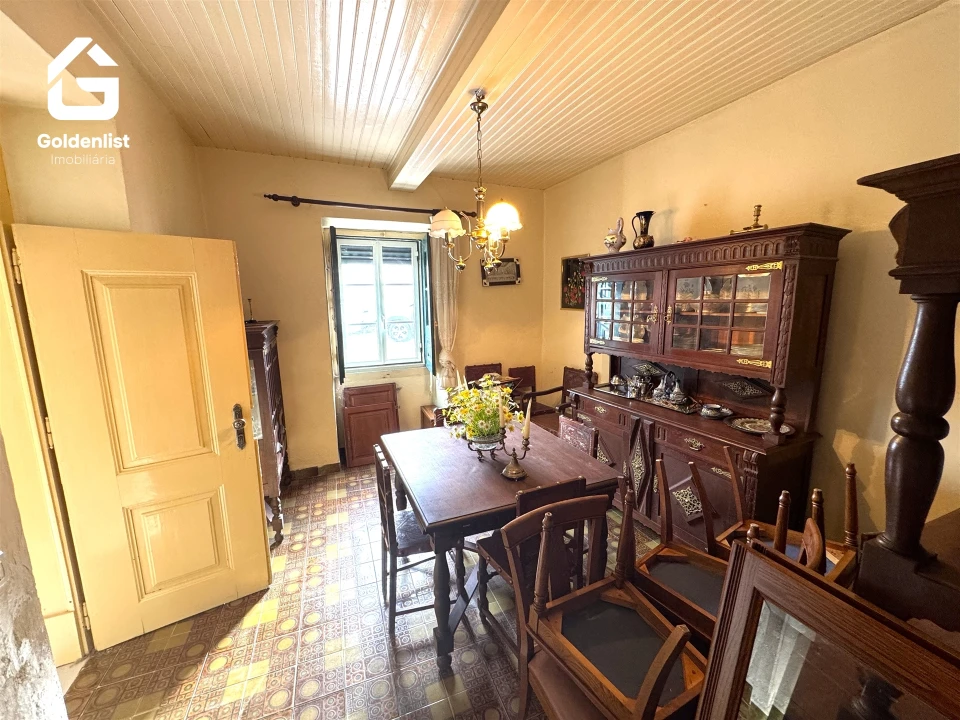 Moradia T4 para Venda em Espírito Santo, Nossa Senhora da Graça e São Simão Foto 13