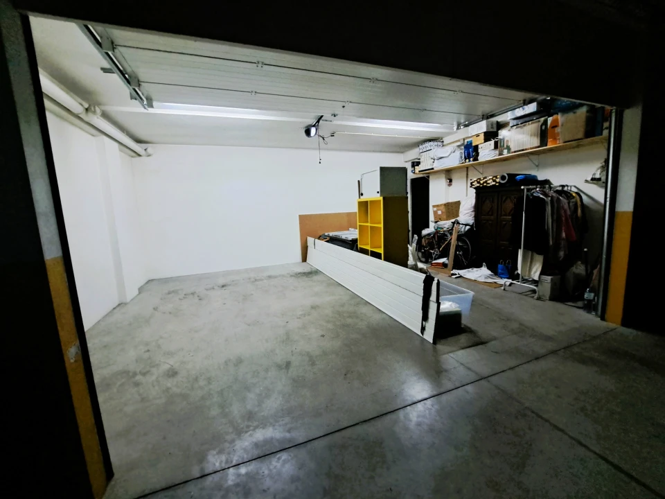 Garagem para Venda em Braga (São José de São Lázaro e São João do Souto) Foto 4