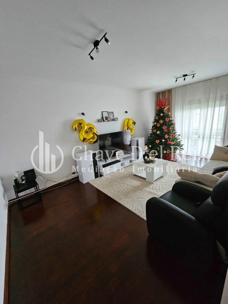 Apartamento T2 para Venda em Repeses e São Salvador