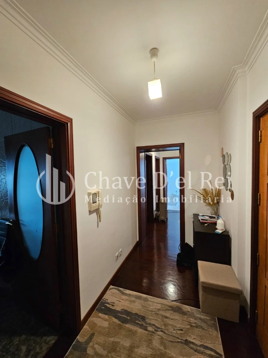 Apartamento T2 para Venda em Repeses e São Salvador Foto 3