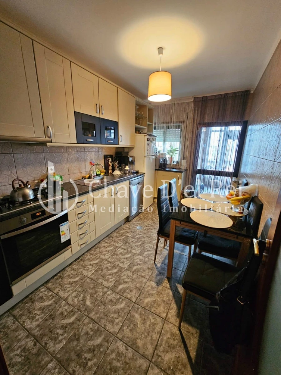 Apartamento T2 para Venda em Repeses e São Salvador Foto 6