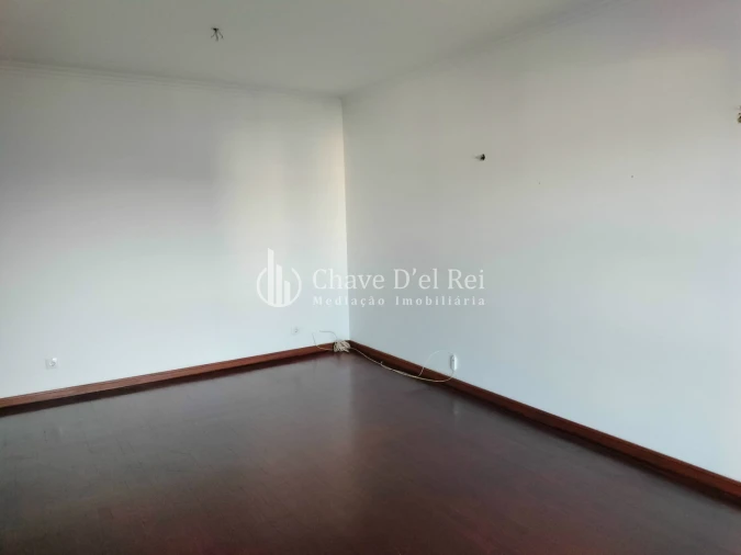 Apartamento T2 para Venda em Repeses e São Salvador Foto 24